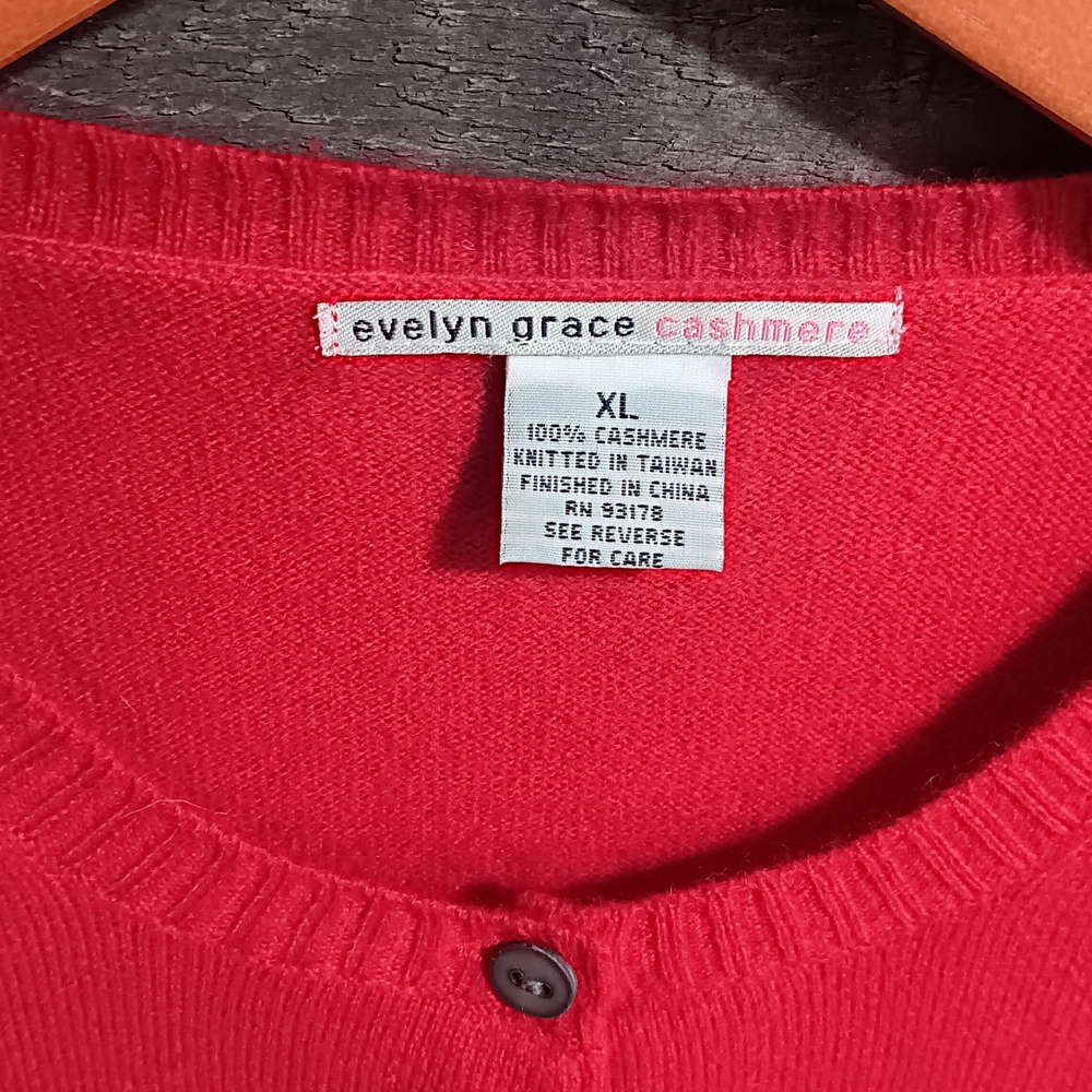 Cashmere Red Button-Up Women's Cardigan - Picture 4 of 5